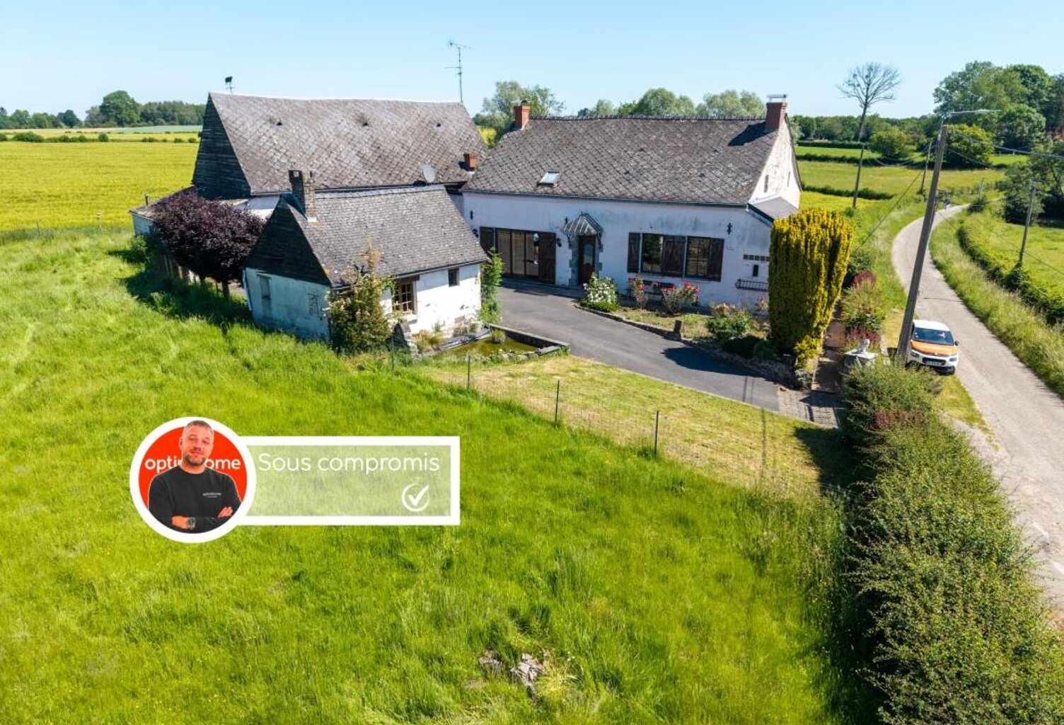 Maison avec grange et fort potentiel dans un environnement calme avec 3 000m² de terrain — photo 1