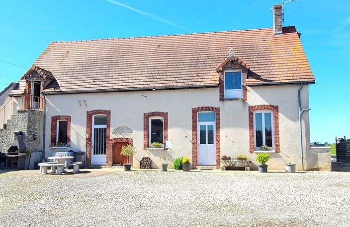 CHARTRES - ENSEMBLE IMMOBILIER  - HABITATION 175 m² AVEC GRANGE 200 m² - PARCELLES  5000 m2 — photo 3