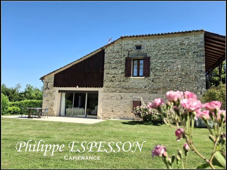 À 10 km de Marmande – Authentique ferme viticole en pierre – 207 m² – 6 chambres – Parc de 8 840 m² — photo 1