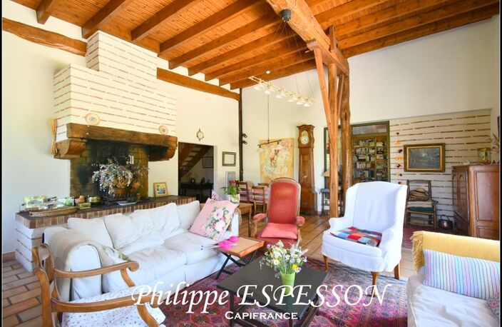À 10 km de Marmande – Authentique ferme viticole en pierre – 207 m² – 6 chambres – Parc de 8 840 m² — photo 3