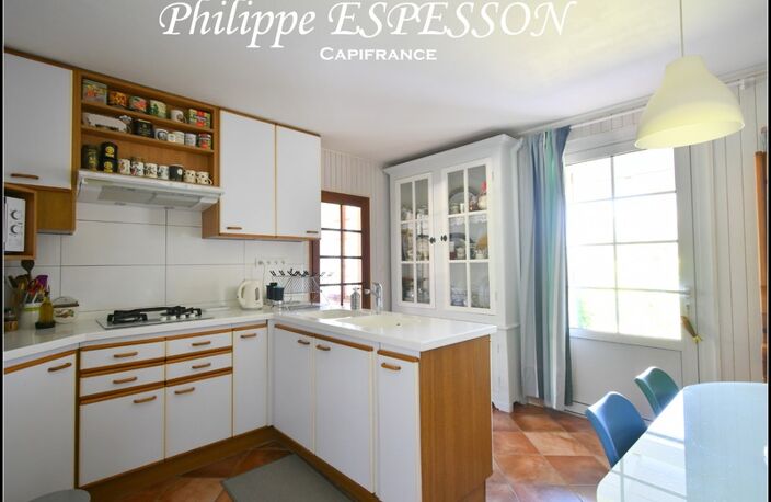 À 10 km de Marmande – Authentique ferme viticole en pierre – 207 m² – 6 chambres – Parc de 8 840 m² — photo 5