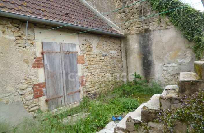 Maisons à restaurer avec grange et jardinets, idéal investisseurs, 6 pièces proche de GUERIGNY (58) — photo 2