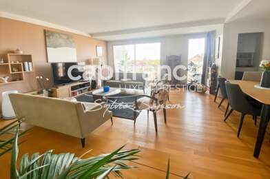 Appartement 5 pièces 215000 €