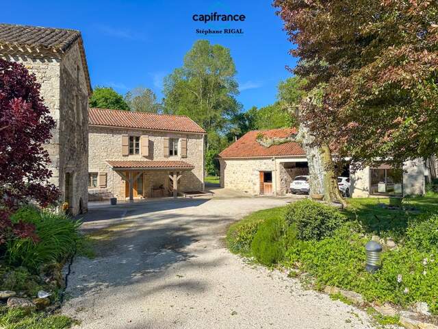 Propriete à vendre 6 pièces proche de MONTCUQ (46), moulin et dépendances sur terrain de 1,67 ha — photo du bien