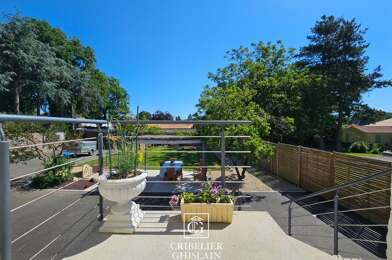 Maison 10 pièces 439000 €