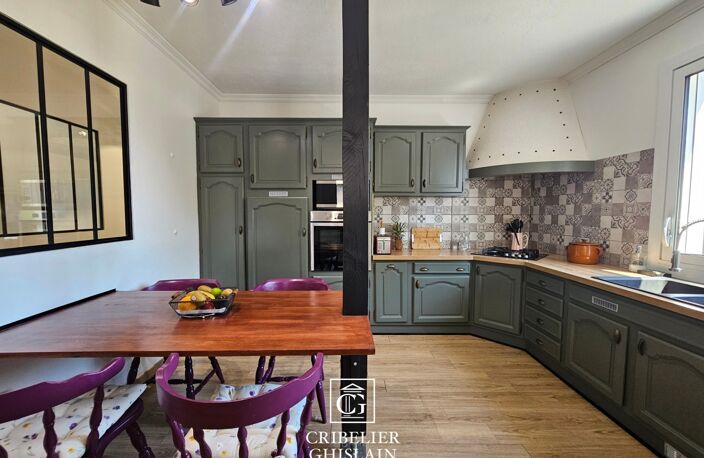 Maison familiale rénovée 240 m² – 10 pièces – 4 chambres – Essarts-en-Bocage (85) — photo 3