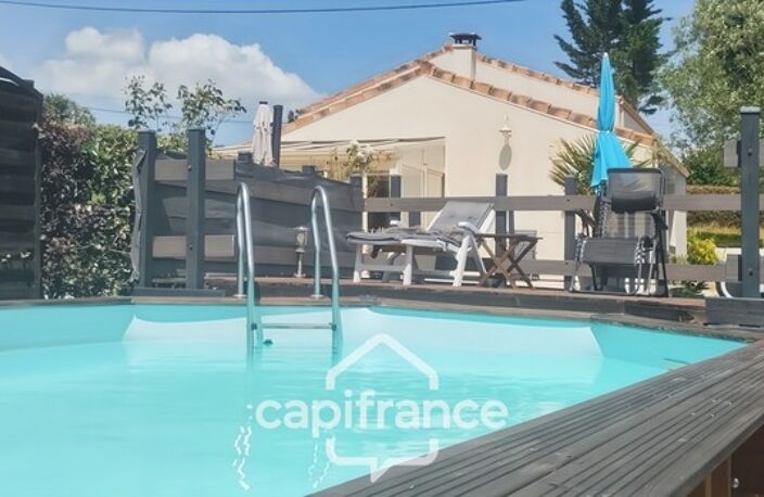 Maison familiale d'environ 100 m2 avec piscine, terrain arboré et grand garage au calme de la campagne ardéchoise — photo 5