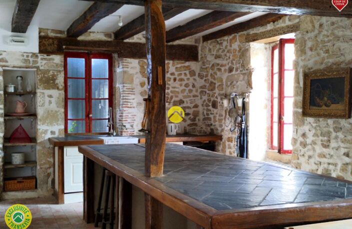 Studio au dernier étage — photo 2