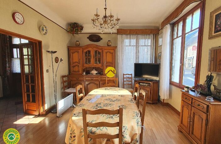Maison de bourg avec garage  — photo 3
