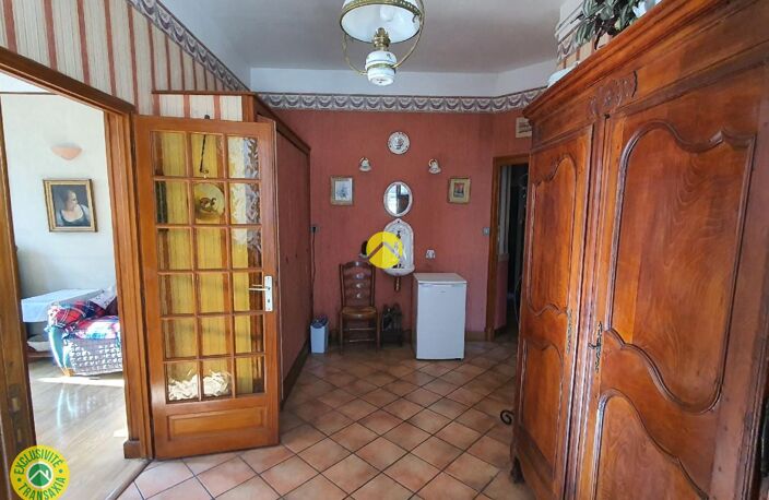 Maison de bourg avec garage  — photo 5