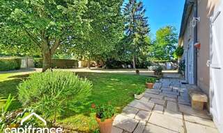 Maison 8 Pièces 203 m² à vendre à Saint-Martin-de-Sanzay (79290)
