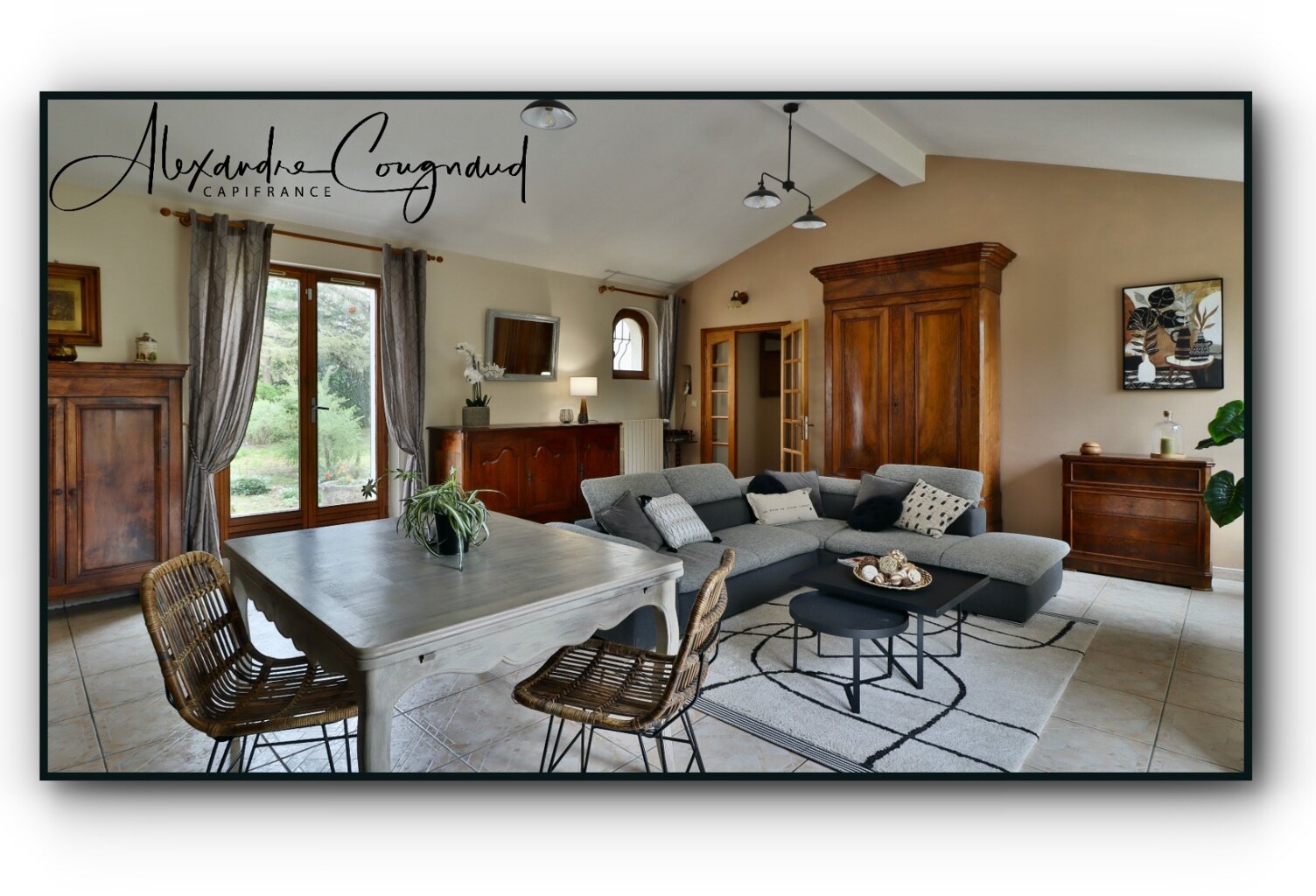 Saïx (Gayrauds) — Maison 208 m², 7 chambres, terrain clos 1 400 m², double garage — photo 1