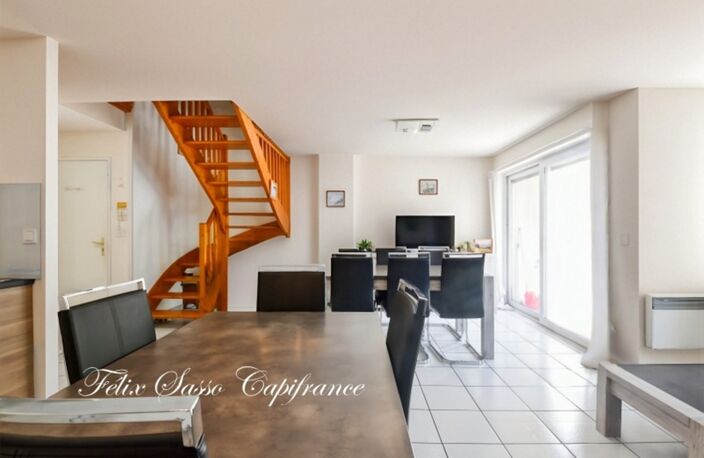LUZ-SAINT-SAUVEUR (65), en exclusitivé, bel appartement duplex T4 au coeur du village ! — photo 3