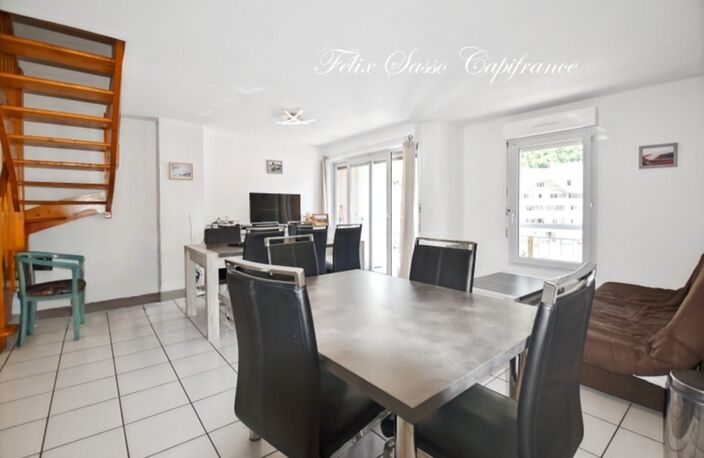 LUZ-SAINT-SAUVEUR (65), en exclusitivé, bel appartement duplex T4 au coeur du village ! — photo 2