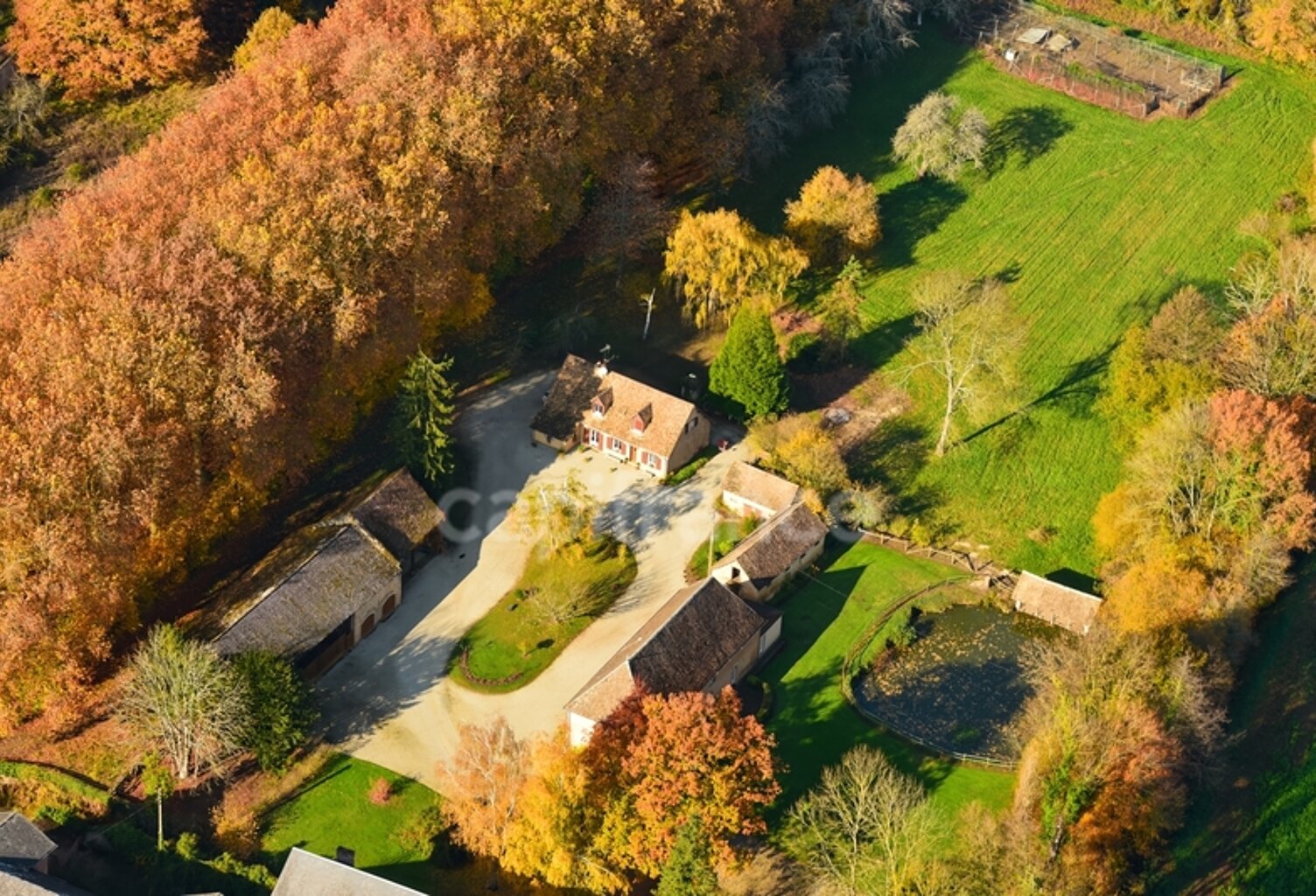 Propriéte à vendre Gite de groupe avec maison d'habitation — photo 1