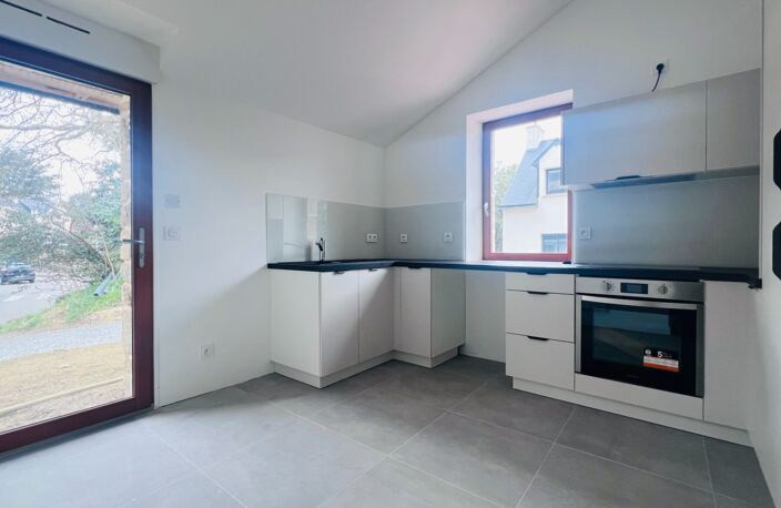 Dpt Finistère (29), à vendre QUIMPER maison / appartement  de 113 m² habitable et 132 m² utile - Terrasse - Parking — photo 2