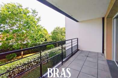 Appartement 3 pièces 233200 €