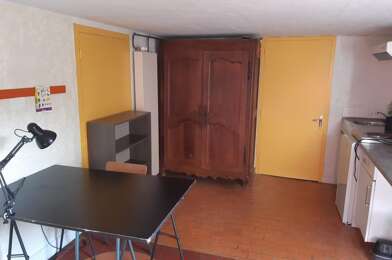 Appartement 1 pièces 325 €