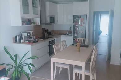 Appartement 3 pièces 1400 €