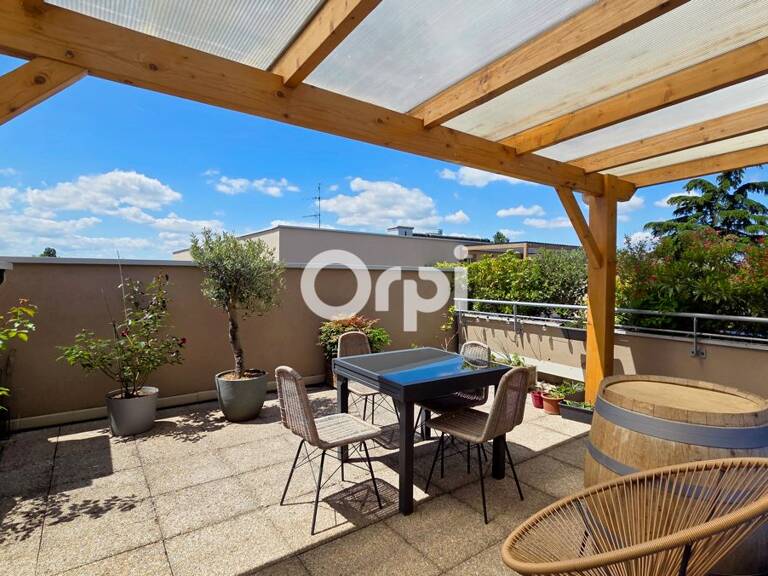 À LOUER : Superbe T3 meublé de 63 m² avec terrasse XXL – Meyzieu (63300) — photo 1