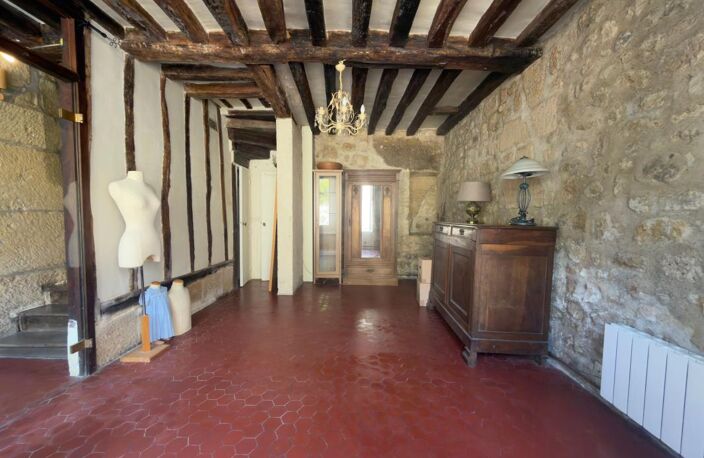 À vendre – Maison de charme sur les remparts de Pontoise — photo 3