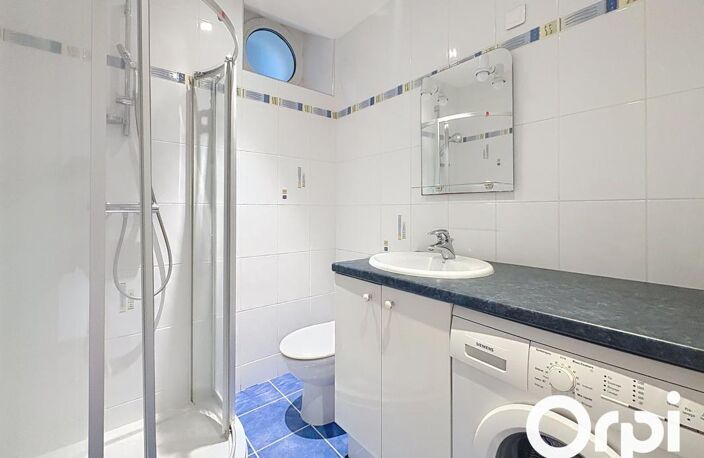 🏡 Studio à louer – Centre-ville de Saint-Flour — photo 3