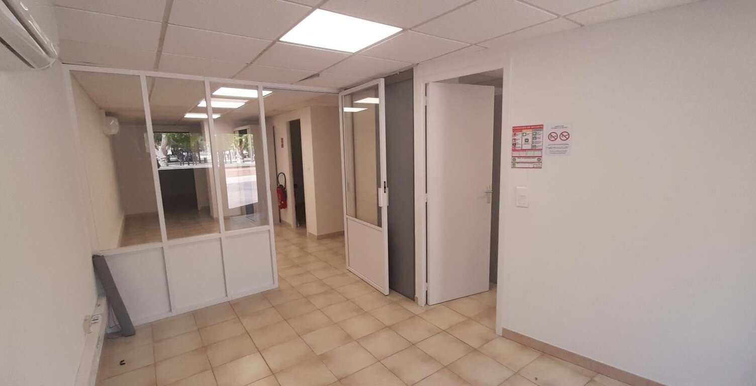 À louer - locaux de 80 m² à Vinon-sur-Verdon — photo 1