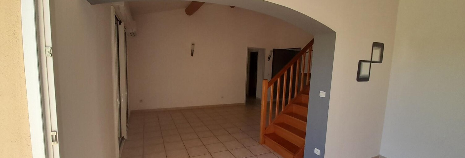 Maison 3 Pièces 73 m² à louer à Saint-Julien (83560)