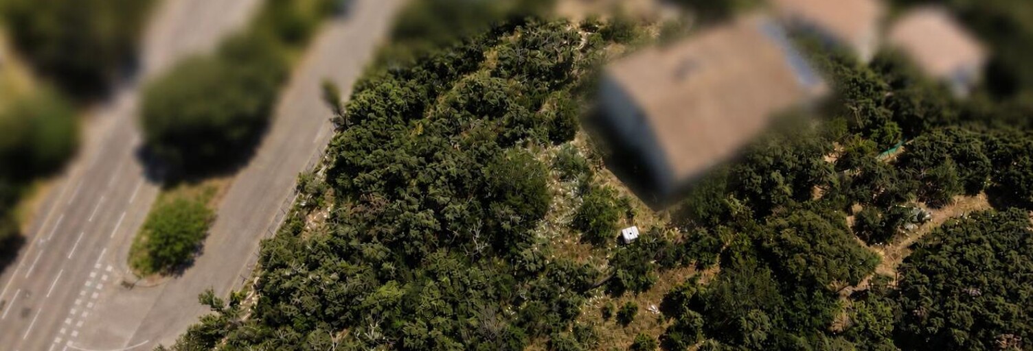 Terrain  978 m² à vendre à Villeneuve-lès-Avignon (30400)