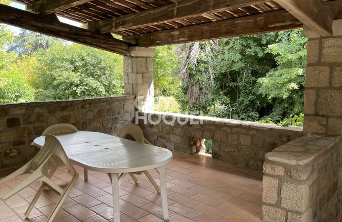 Maison Lablachère en pierre avec extérieur et fort potentiel d'aménagement 102 m2 — photo 3