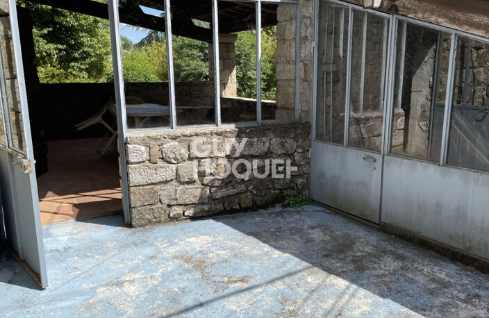 Maison Lablachère en pierre avec extérieur et fort potentiel d'aménagement 102 m2 — photo 5