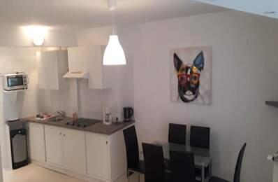 Appartement À Vendre — photo du bien