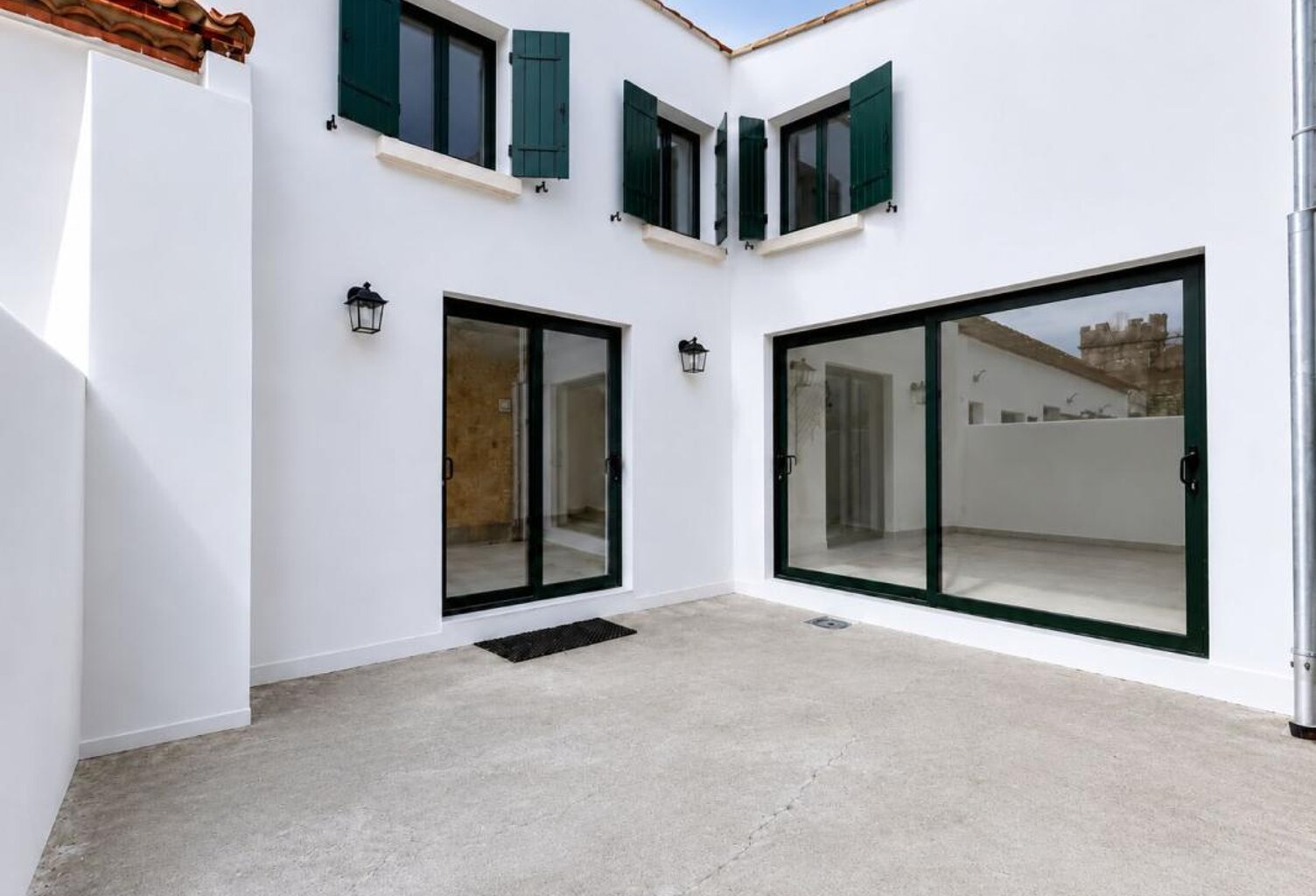 Maison Entièrement Rénovée avec Cour Privative — photo 1