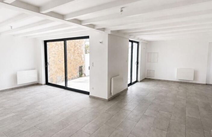 Maison Entièrement Rénovée avec Cour Privative — photo 2