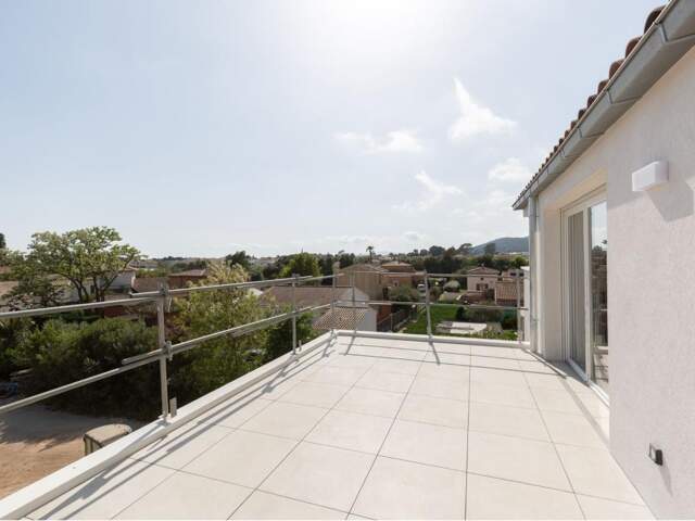 APPARTEMENT NEUF TYPE 4 EN DERNIER ÉTAGE AVEC TERRASSE ET PARKING PRIVATIF DANS RÉSIDENCE NEUVE HAUT DE GAMME LIVRABLE IMMÉDIATEMENT — photo du bien