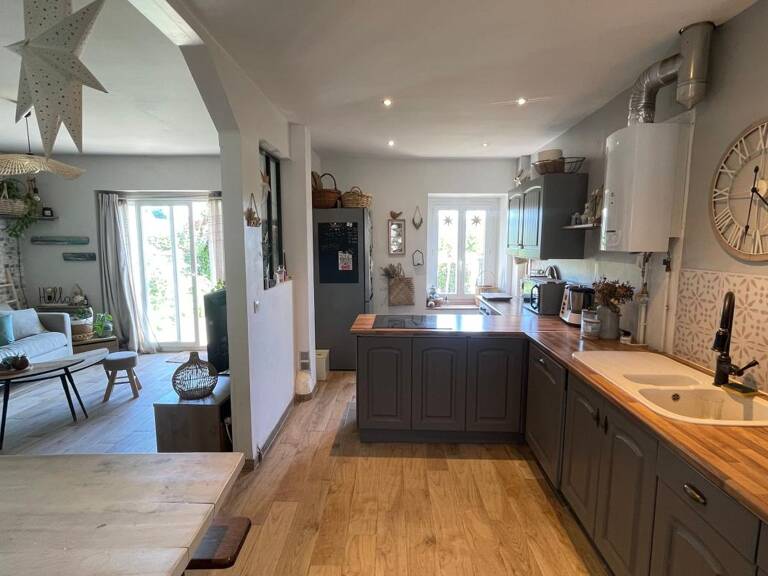 Maison familiale coup de cœur en pierres du Vexin, sur les hauteurs de Magny, 3 chambres, grand jardin et vue dégagée — photo 1