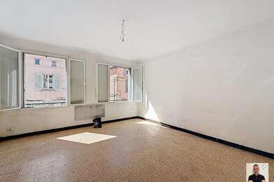 Immeuble  340000 €