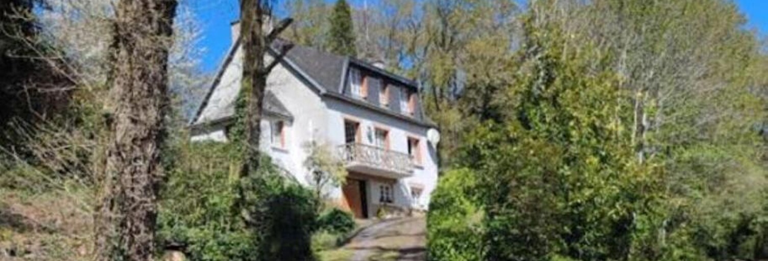 Maison 7 Pièces 130 m² à vendre à Châteauneuf-du-Faou (29520)