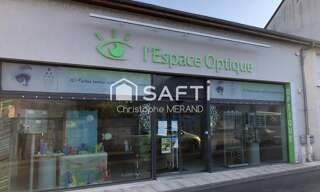 Commerce 4 Pièces 119 m² à vendre à Dangé-Saint-Romain (86220)