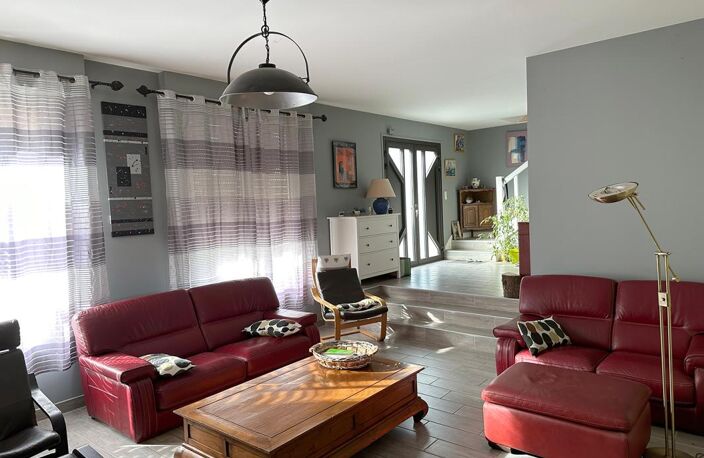 Maison indépendante de 180 m2 avec terrain de 1582 m2 — photo 2