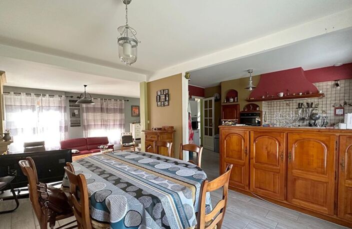 Maison indépendante de 180 m2 avec terrain de 1582 m2 — photo 4