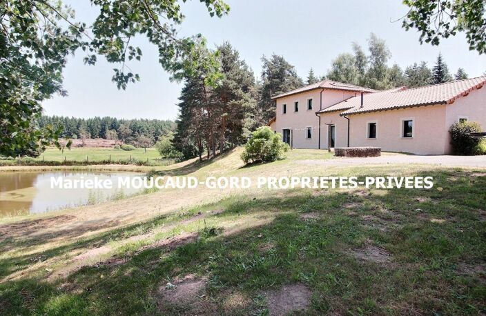 Craponne-sur-Arzon (43500) Très belle maison de 195 m² 5 chambres 3 garages sur 9700m² terrain — photo 5