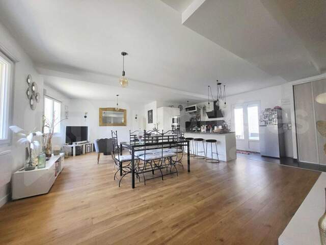 Coup de coeur pour cette maison rénovée, 3 chambres, jardin et stationnement — photo du bien
