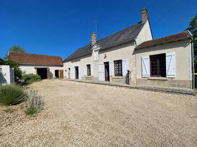 Longère de caractère avec dépendances et fort potentiel à Chouzy-sur-Cisse — photo 1