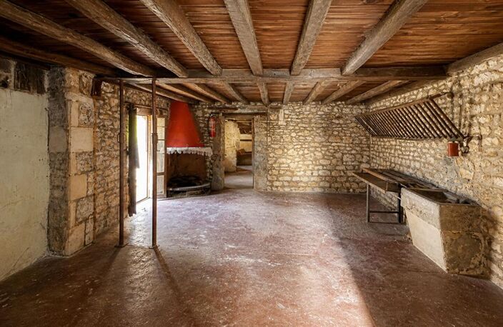 ANCIENNE AUBERGE À RÉNOVER - CONTILLY - ENVIRON 185 m² - FORT POTENTIEL HABITATION OU PROJET PROFESSIONNEL — photo 5