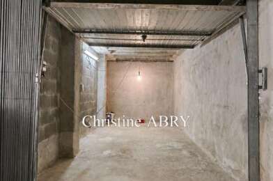 Garage  44000 €
