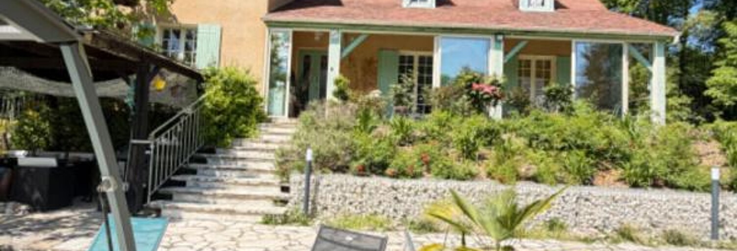 Maison 9 Pièces 200 m² à vendre à Sarlat-la-Canéda (24200)