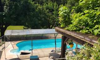 Maison 9 Pièces 200 m² à vendre à Saint-Cyprien (24220)