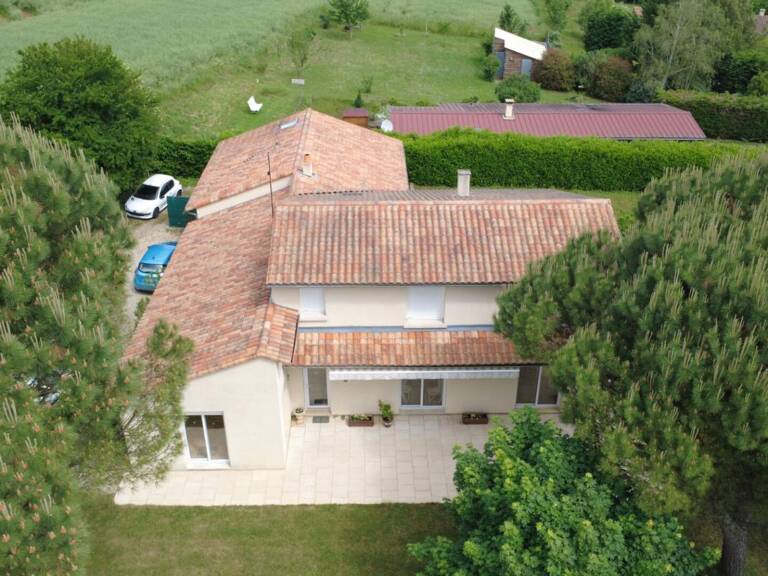 Maison à Ligugé de 230 m2 , 4 chambres +1 studio indépendant, jardin, garage — photo 1