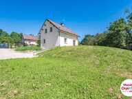 Maison avec sous sol, jardin, terrasse et 4 chambres — photo 2